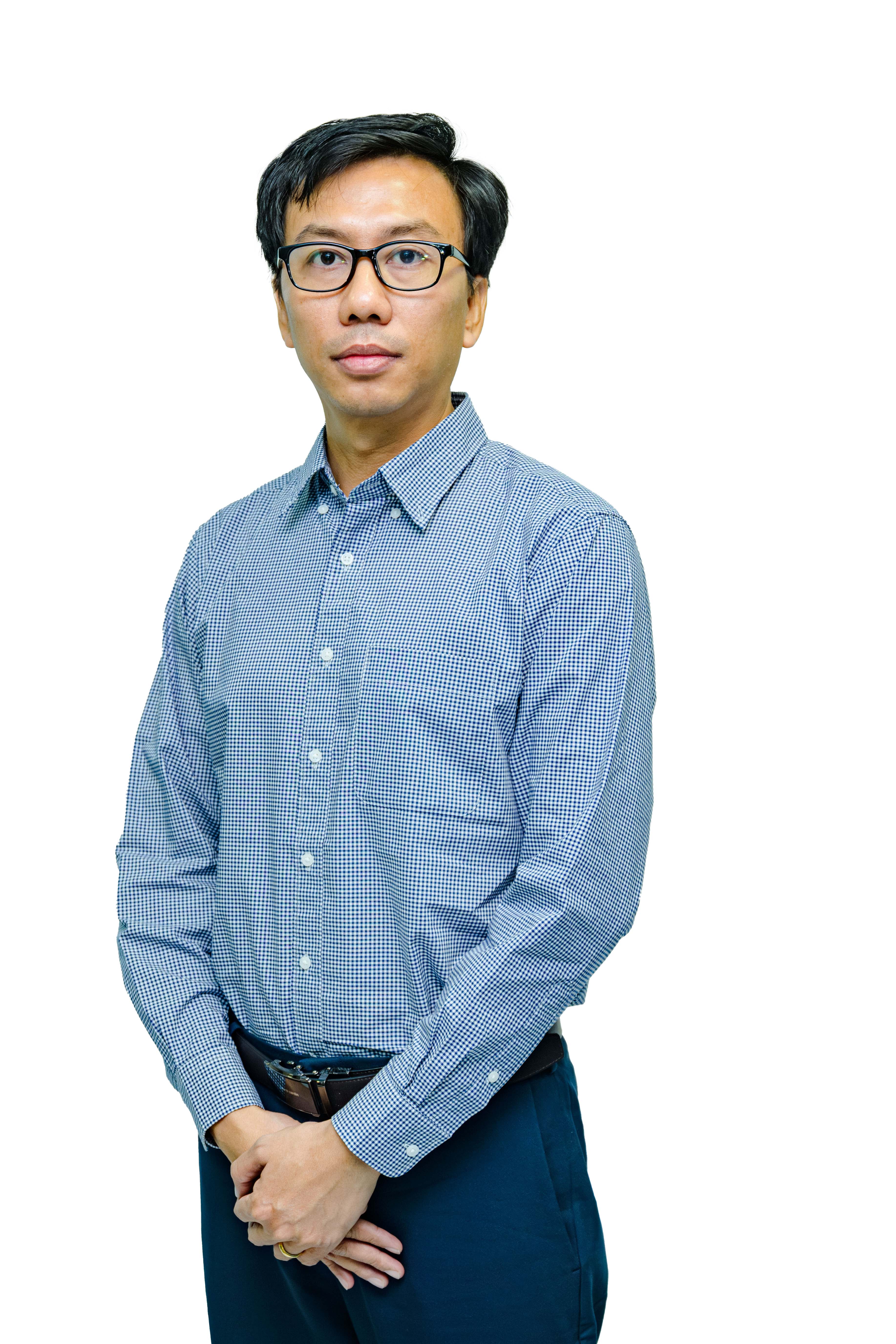 Dr.Kyaw Zin Aung